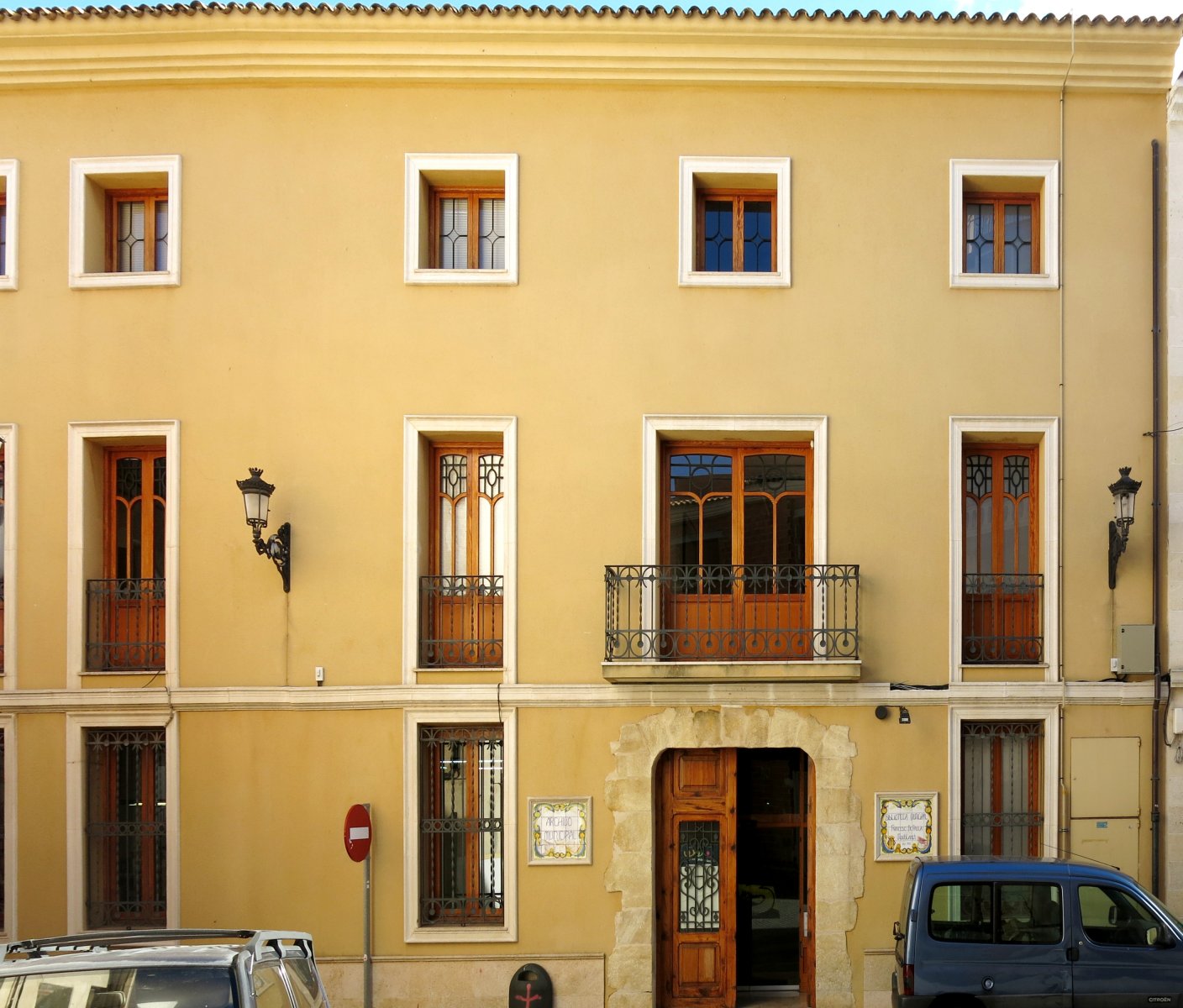 Lista 33+ Imagen de fondo casas de campo de bancos en muro de alcoy Lleno